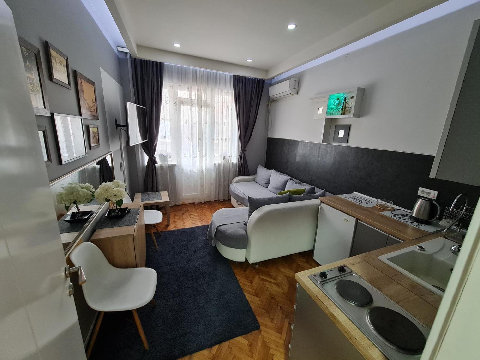 Ferienwohnung Nikola Tesla City Walk Ni Zimmer foto